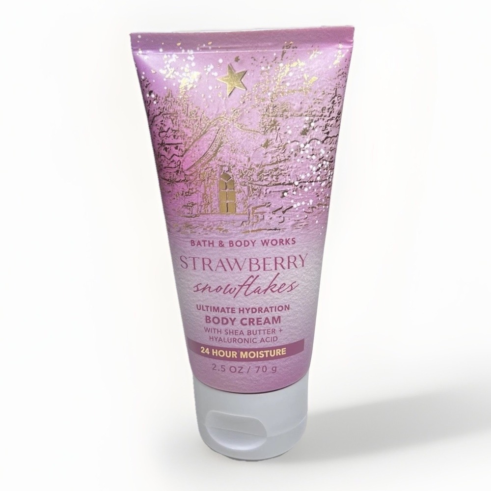 Bath & Body Works Strawberry Snowflakes Body Lotion‎ Ultimate Hydration 2.5 oz